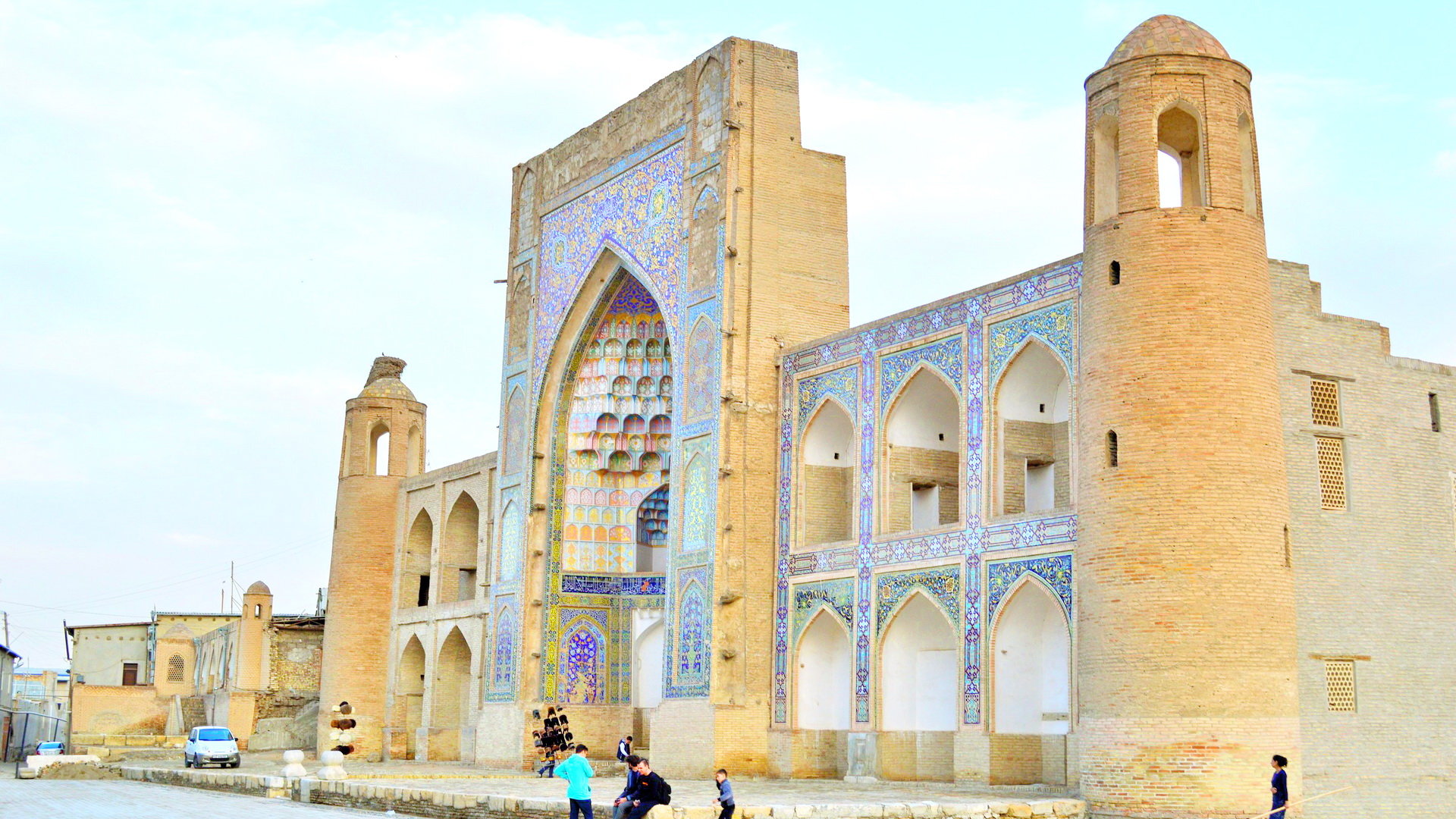 Abdulaziz Khan Madrasah, Bukhara