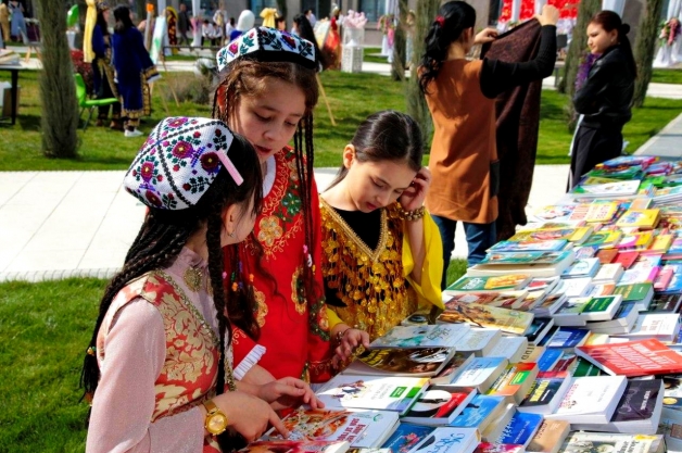 СЕНТЯБРЬ. Международный Литературный Фестиваль «На Великом Шелковом Пути», Ташкент и Бухара
